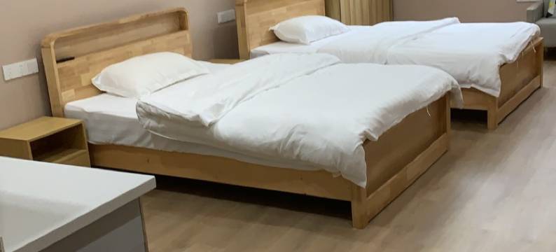 君豪商务宾馆(西南医院店)图片