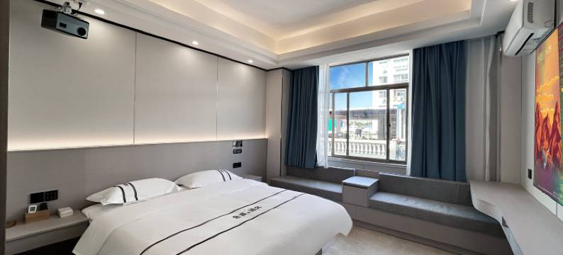 琼海金源楼影院酒店(琼海高铁站店)图片