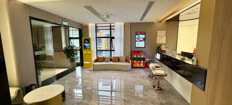 奉节AI电竞酒店(奉节人民广场商业步行街店)图片
