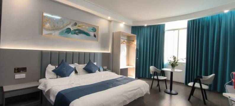 那坡华鹏商务酒店图片