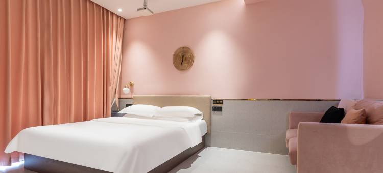 爱电竞酒店(苏州观前街平江路店)图片