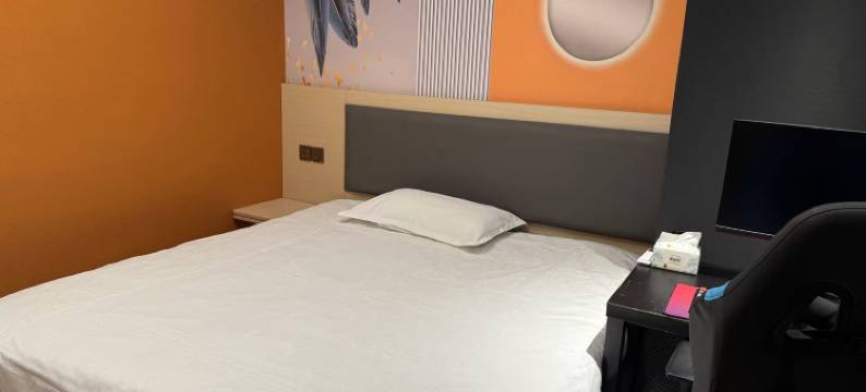 青柠电竞酒店(越溪地铁站SM广场店)图片