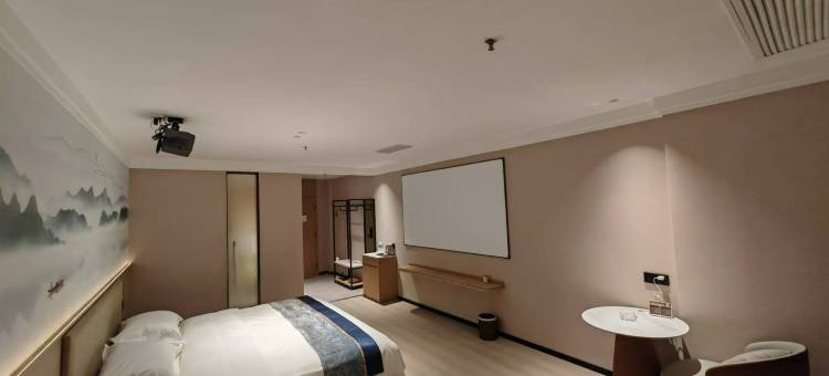 途客中国轻居酒店(济源中原国际商贸城火车站店)图片