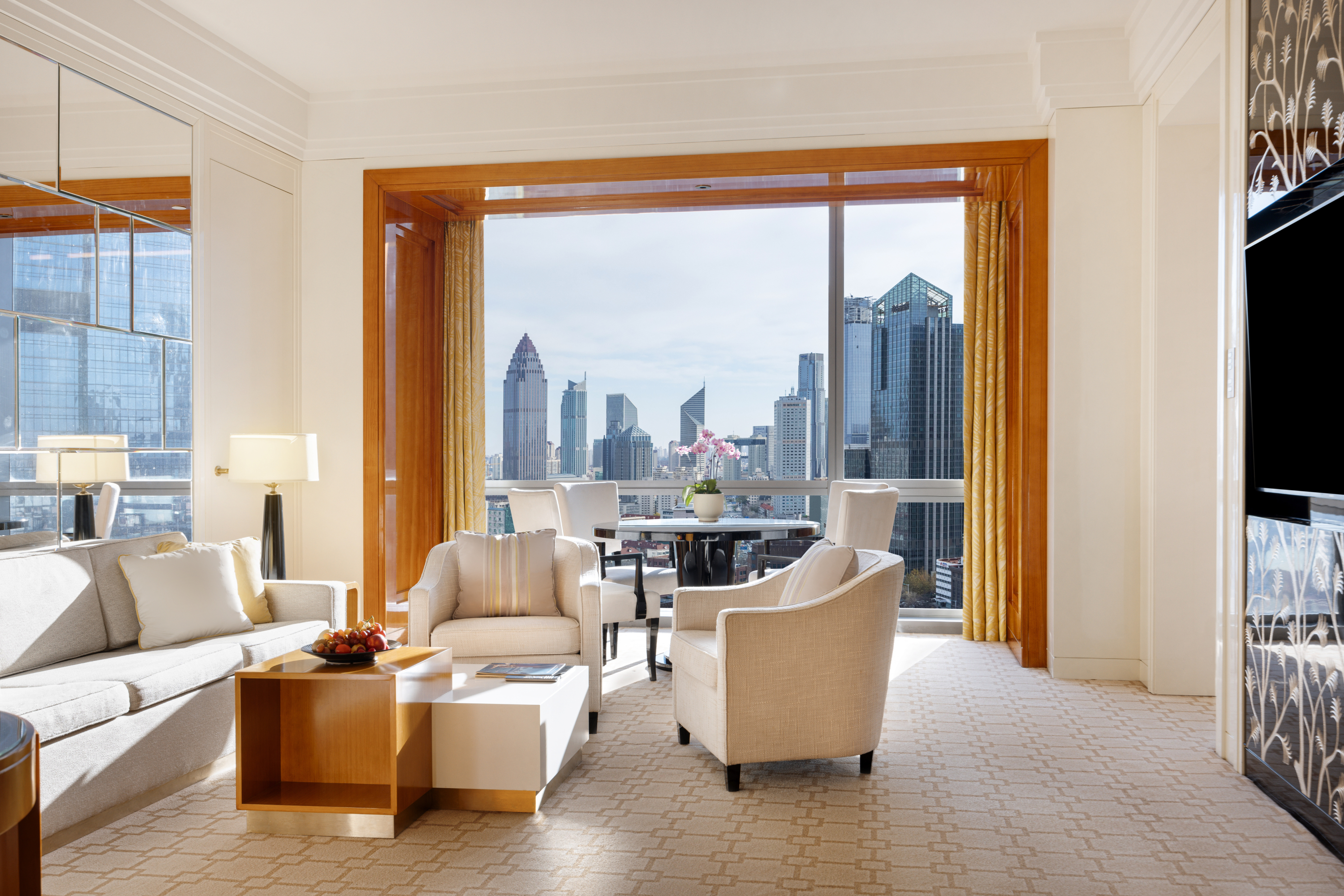 Four Seasons Hotel Tianjin Over view