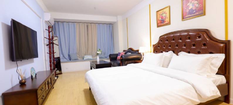 云畔·锦华霓虹城景都市简约设计美宿(合肥高铁南站汇美广场店)图片