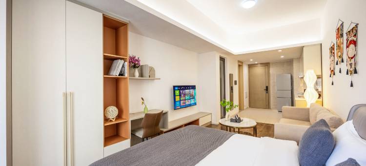 华唯国际公寓(龙眼南路美食街汕头万象城店)图片