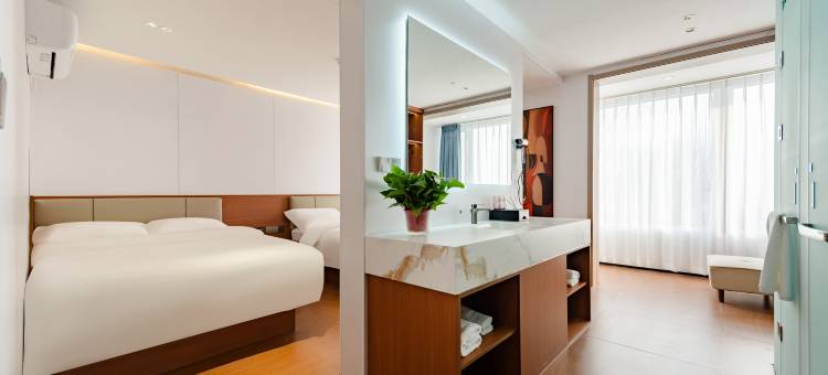 花筑·今禧民宿(泰山红门登山口店)图片