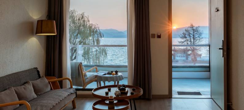 大理恬舍洱海酒店(龙龛码头店)图片