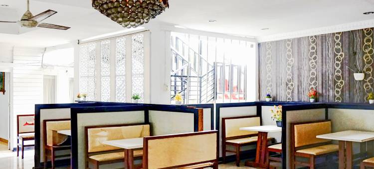 Hotel O 巴东市中心近巴东海滩，前身为西蒂努尔巴亚酒店(Hotel O Padang City Center Near Pantai Padang Formerly Hotel Siti Nurbaya)图片