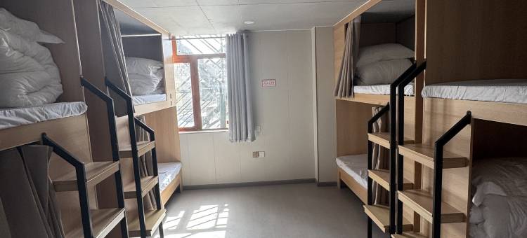 冈仁波齐金山客栈图片