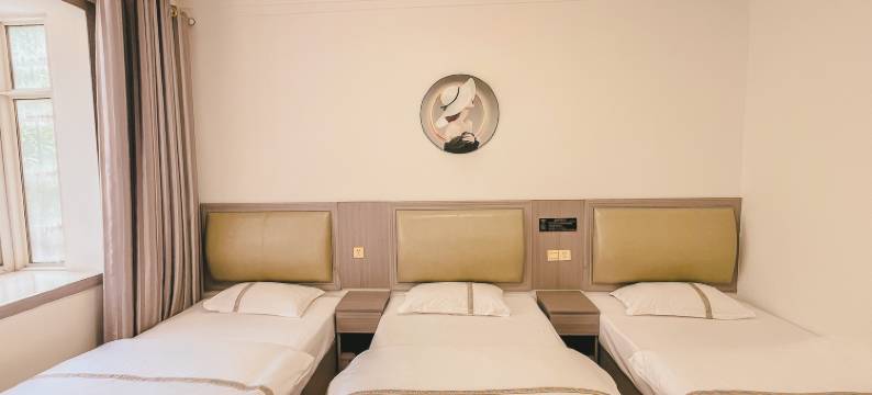 凤凰依恋宾馆图片