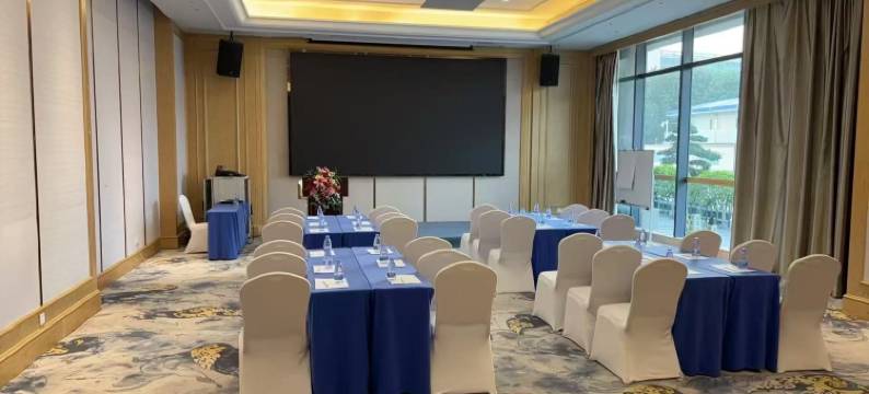 荟友酒店(星城购物中心上屋地铁站店)图片