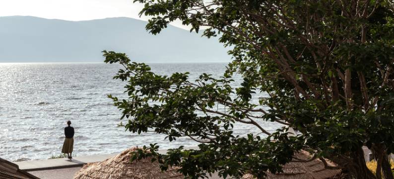 大理宋泊白汀·在地文化海景酒店(洱海S湾生态廊道店)图片