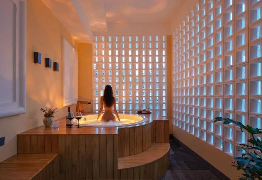 枕畔·朴居养心苑·砚湖秘境丨古法?私汤涤尘?梵音设计师温泉酒店外景图