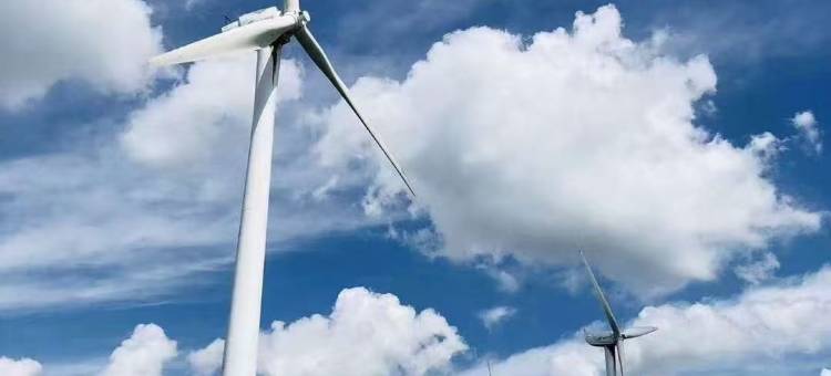 塞罕坝山水人家农家院图片