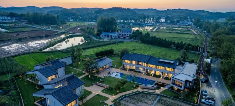 少间·观山画民宿(山水画廊店)图片