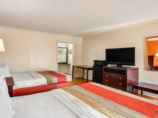 格鲁吉亚阿梅里克斯 6 号汽车旅馆