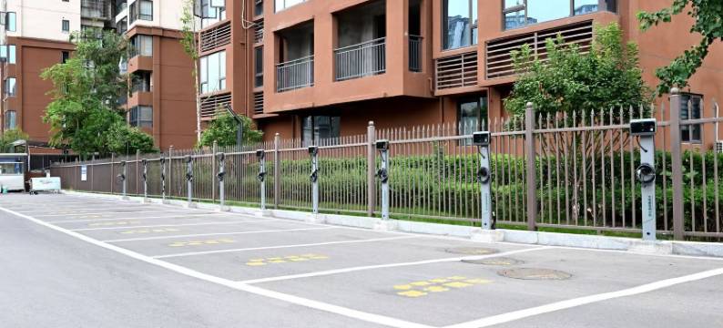 威远翰林楠方大酒店(万达广场店)图片