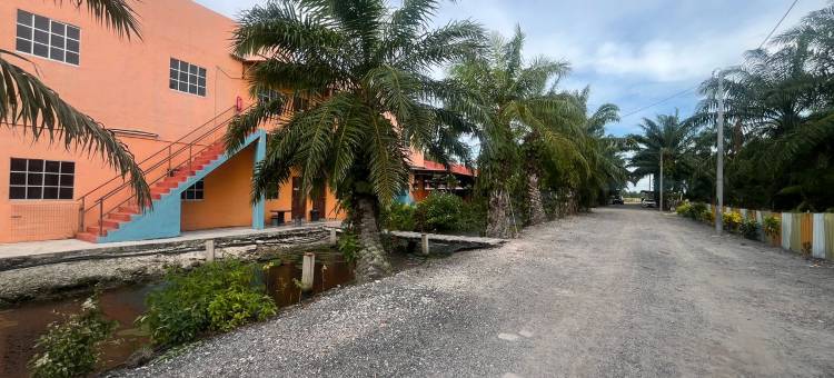 Capital O 91206 Homestay Pelangi Ban Pecah (Muslim Only)图片