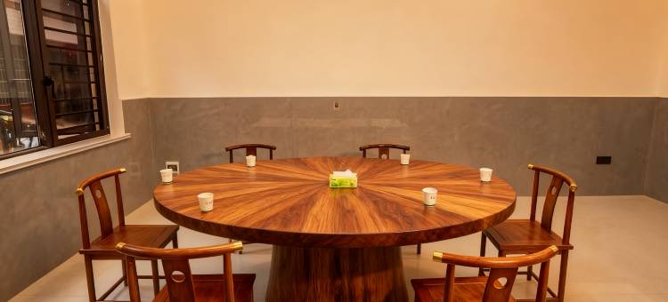 云漫岚星酒店(天门山索道站店)图片