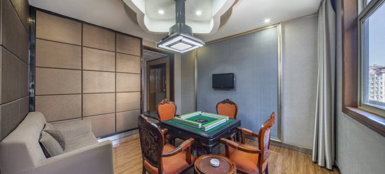 巴中家园酒店(巴中火车站巴人广场店)图片