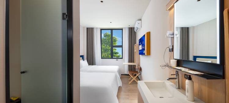 7天酒店(汕尾二马路美食街店)图片