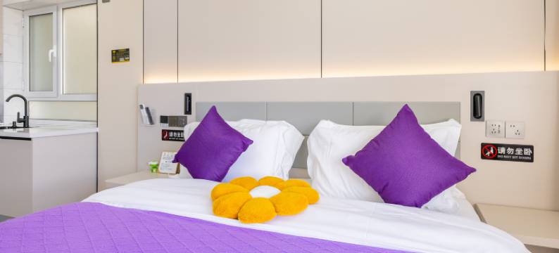 合悦观海影音酒店(烟台大学国际博览中心店)图片