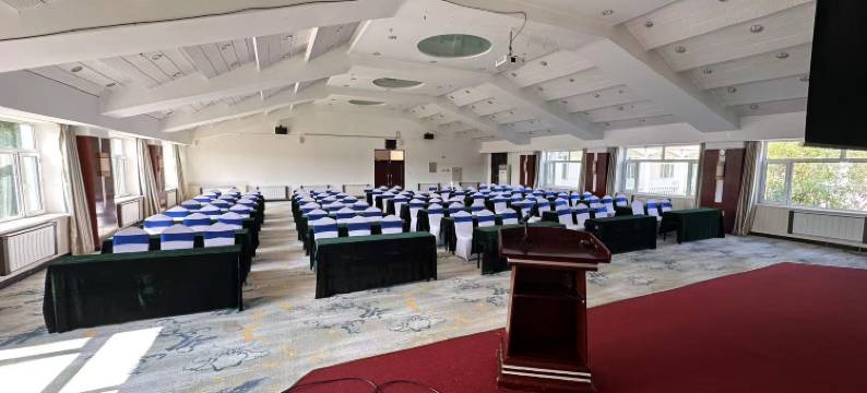 尚志帽儿山会展中心霏读宾馆图片