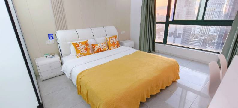 南京三年二班民宿(新街口地铁站店)图片