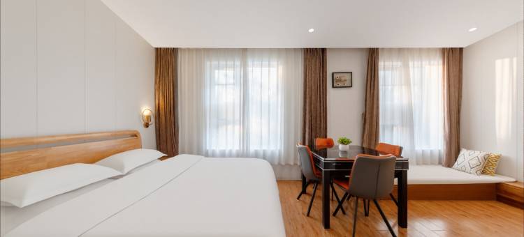 在水一方·Homestay(开封清明上河园店)图片