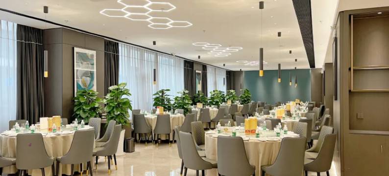 遵义大世界酒店(汇川区国贸春天百货购物中心珠海路店)图片