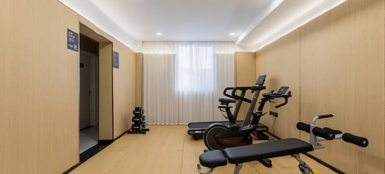 惠居酒店(金坛新天地吾悦广场店)图片