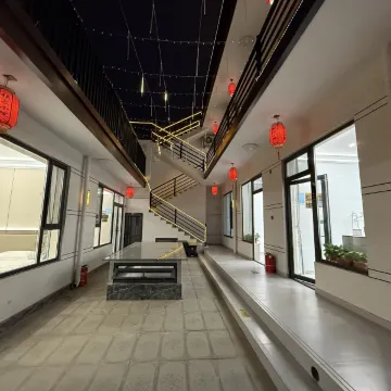 张家小院·Minimalist设计风格丨休闲美宿（忻州古城店）