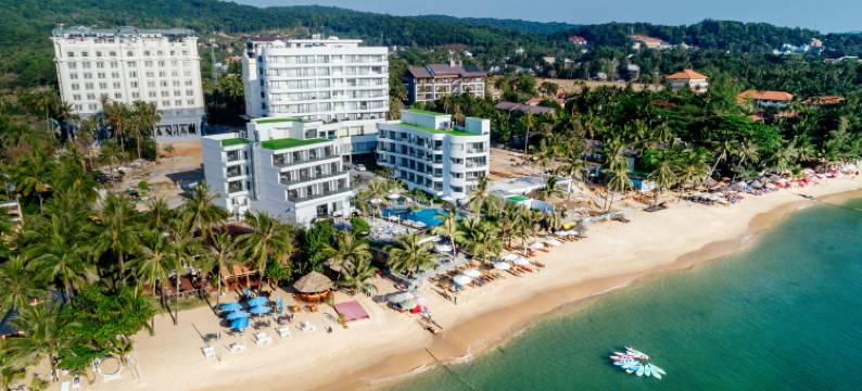 日落海滩水疗度假村 - 海滩海盗火舞表演(Sunset Beach Resort & Spa - Beachfront Pirate Fire Show)图片