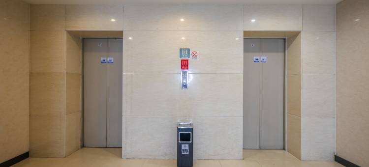 鲸战电竞影院酒店(慈溪银泰城环城南路店)图片
