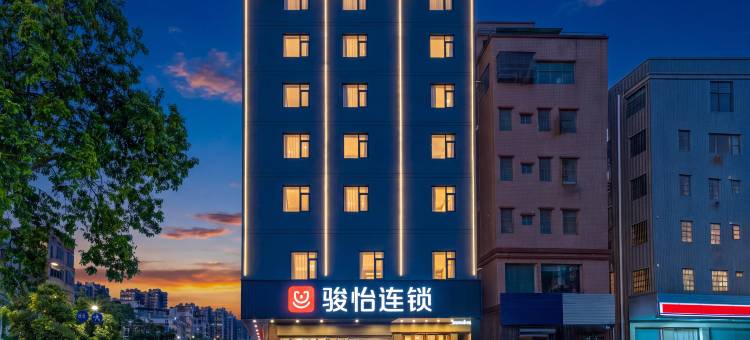 骏怡连锁酒店(惠州市格林童话世界店)图片