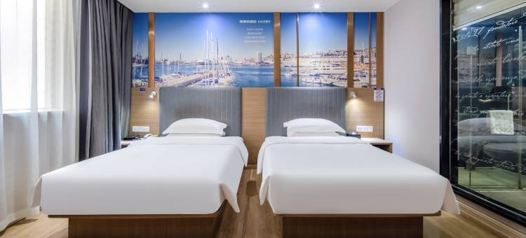 雅斯特酒店(炮龙AI市集宾阳汽车总站店)图片