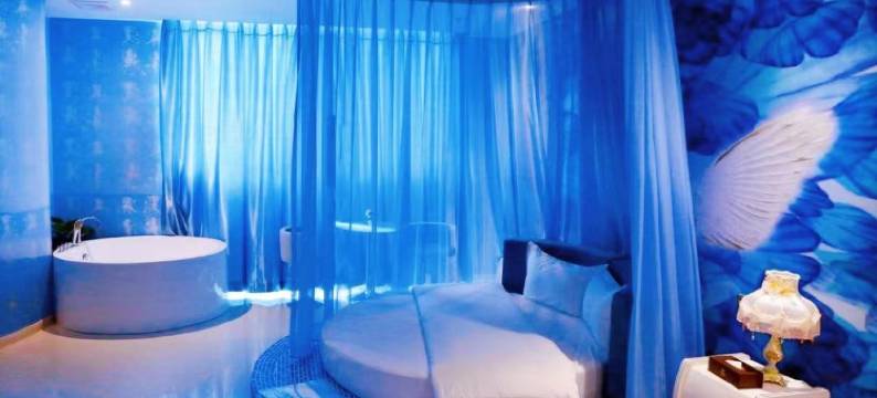 广州LOVEME情侣主题酒店(广州花都融创文旅城店)图片