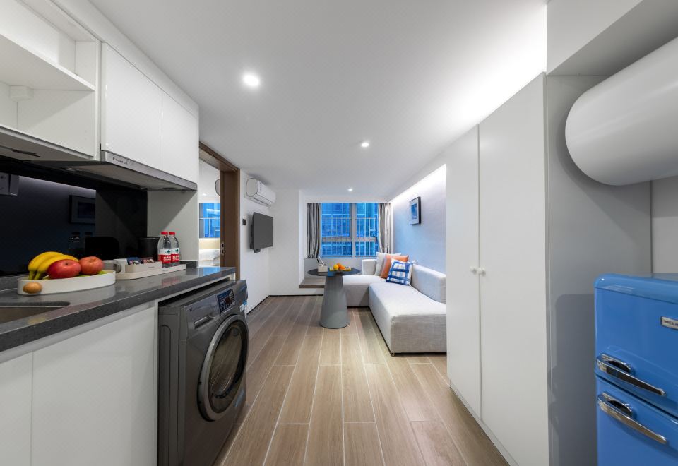 HOMTEL BY POLTTON Hotel Overview