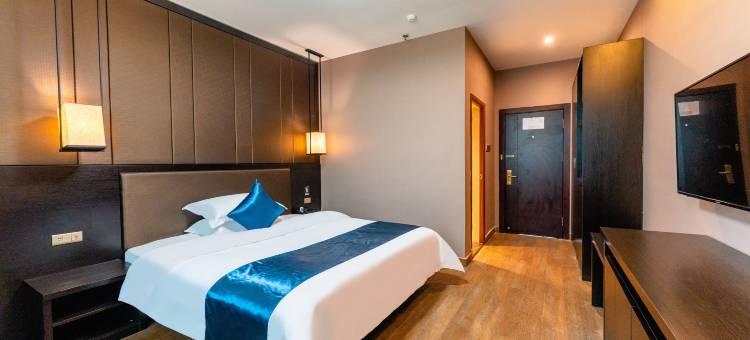 TOWO上品艺术酒店(昌江广场高铁站店)图片