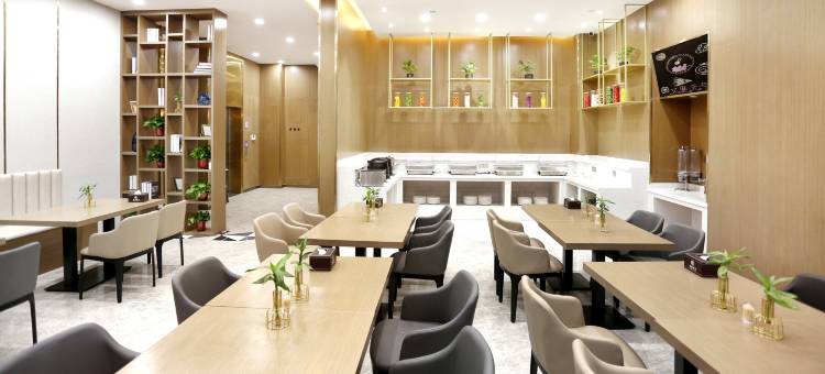 淮安云悦酒店(洪泽区汽车站店)图片