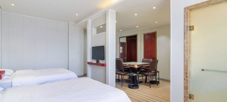 五悦·悦心酒店(潢川会展中心体育中心店)图片