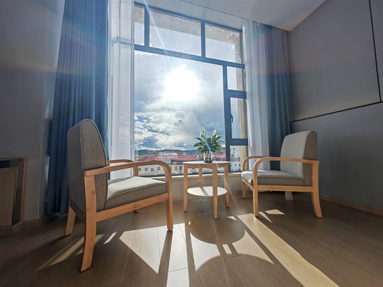 红原居家智能酒店