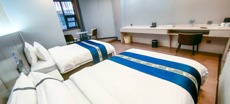 新嘉豪酒店(金堂万达店)图片