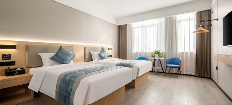 艺龙瑞云酒店(柳州胜利烧烤城店)图片