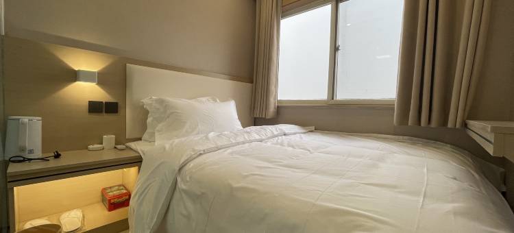 布丁酒店(西安火车站北广场安远门地铁站店)图片