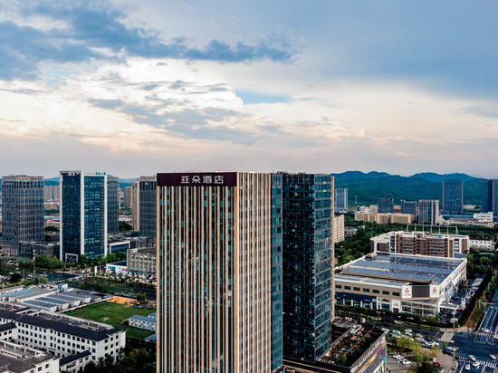 杭州滨江江陵路亚朵酒店