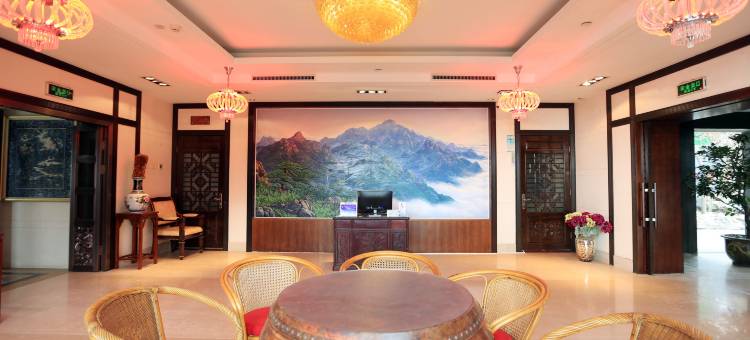 东尊山庄(泰山中天门景区店)图片