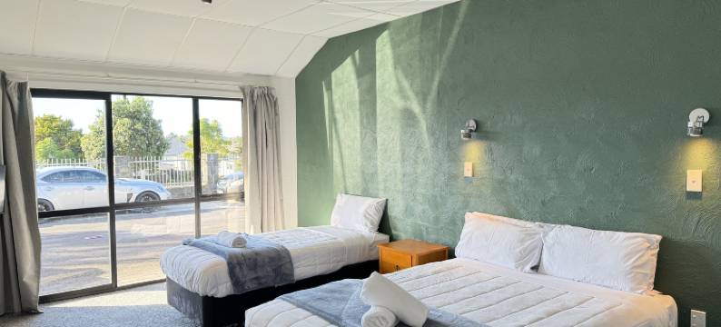 奥克伍德庄园汽车旅馆(Oakwood Manor Motor Lodge)图片