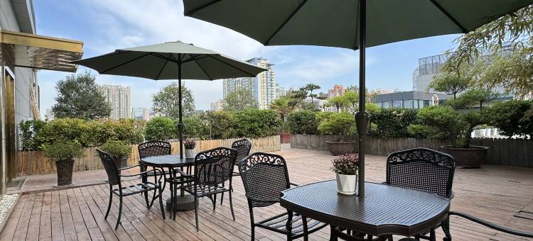西安万达广场李家村地铁站美仑酒店图片